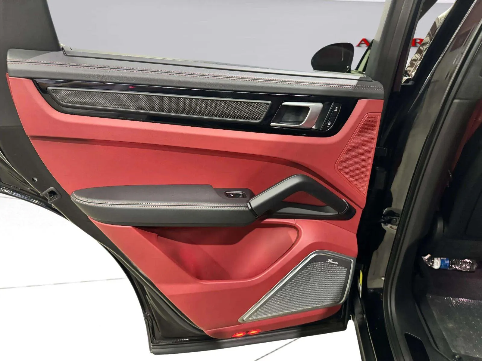 Porsche Cayenne photo 29