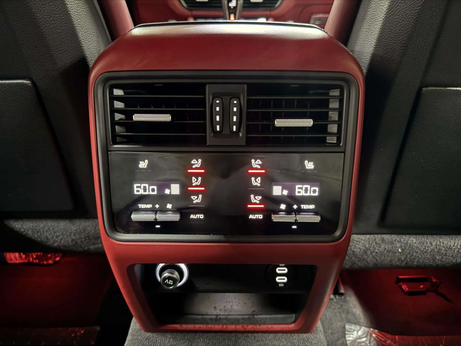 Porsche Cayenne photo 48