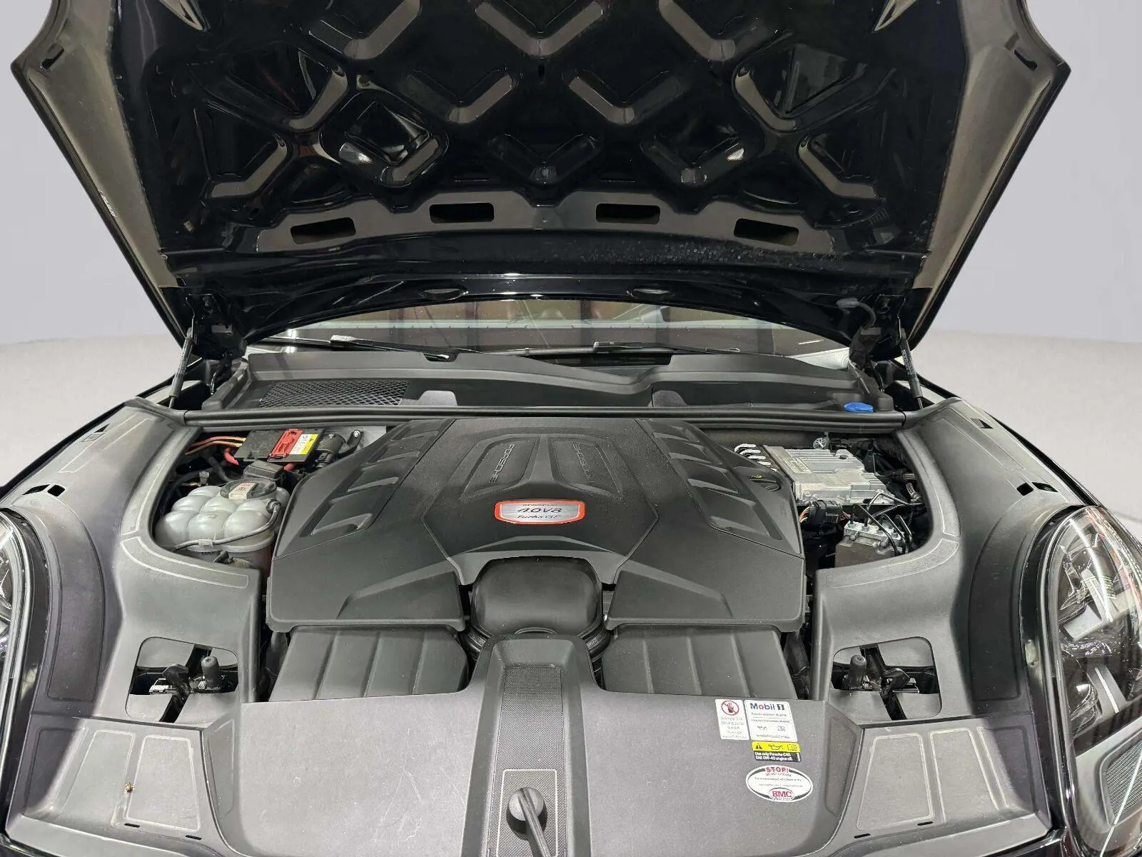 Porsche Cayenne photo 66