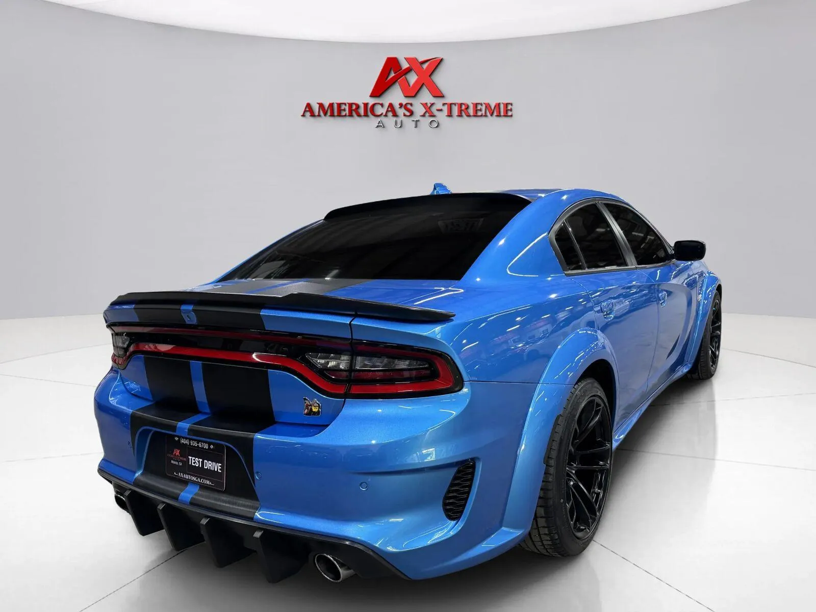 Dodge Charger photo 8
