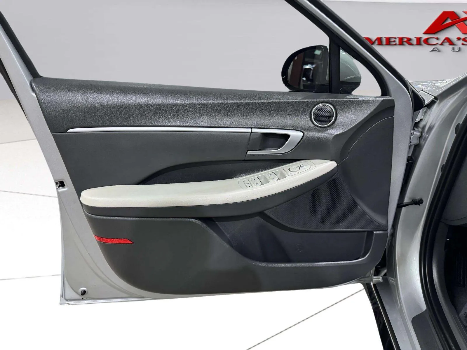 Hyundai Sonata photo 18