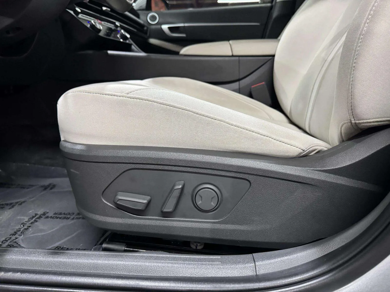 Hyundai Sonata photo 21