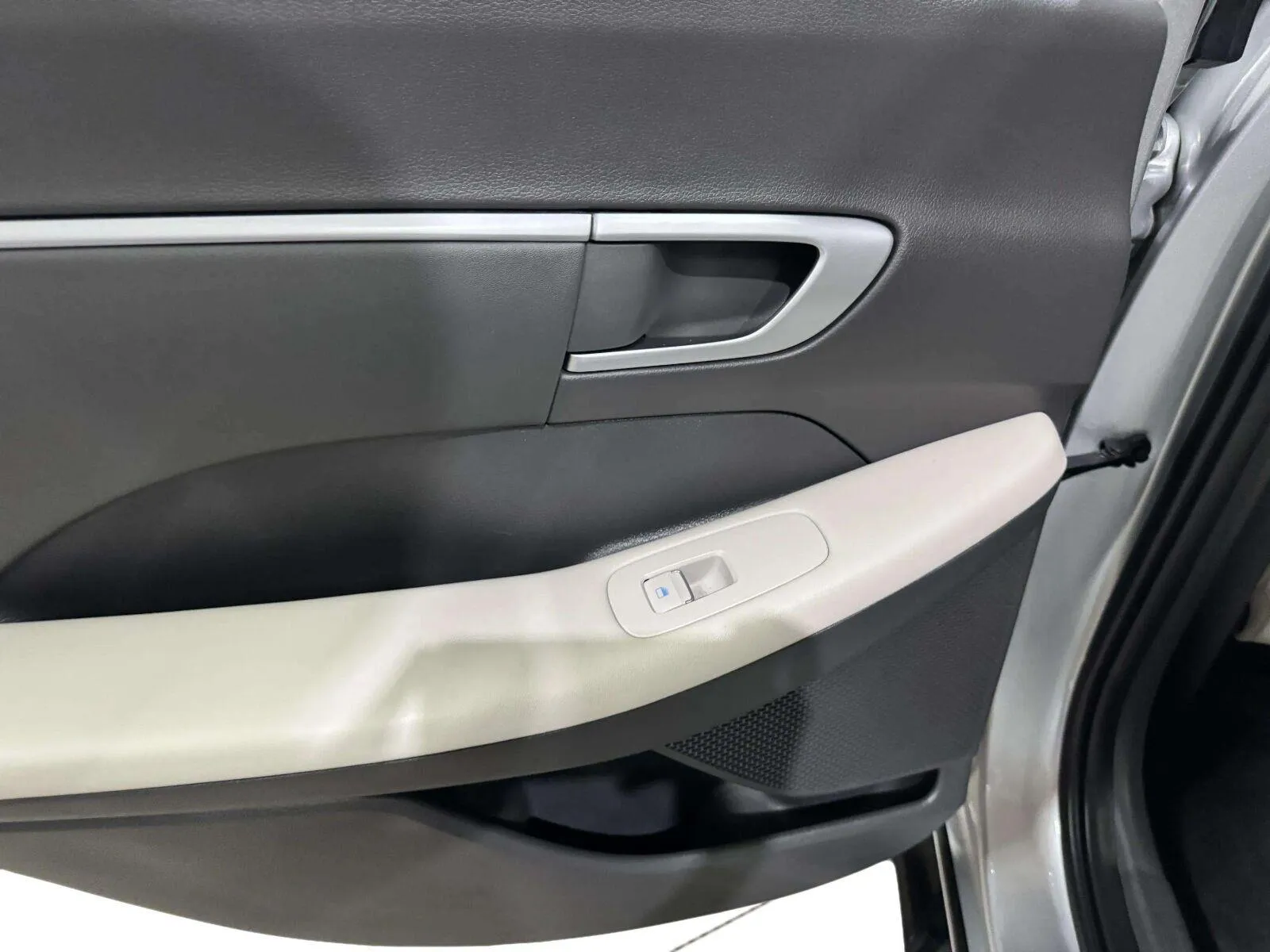 Hyundai Sonata photo 26