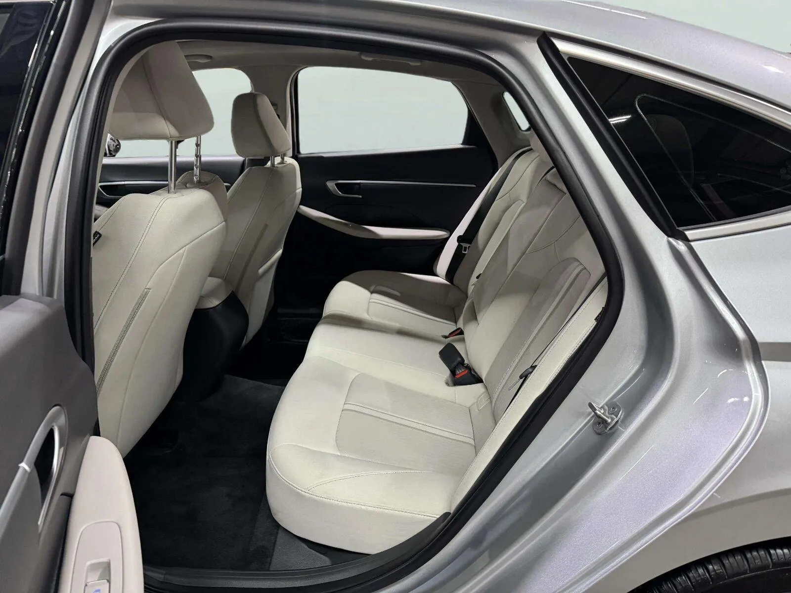 Hyundai Sonata photo 27