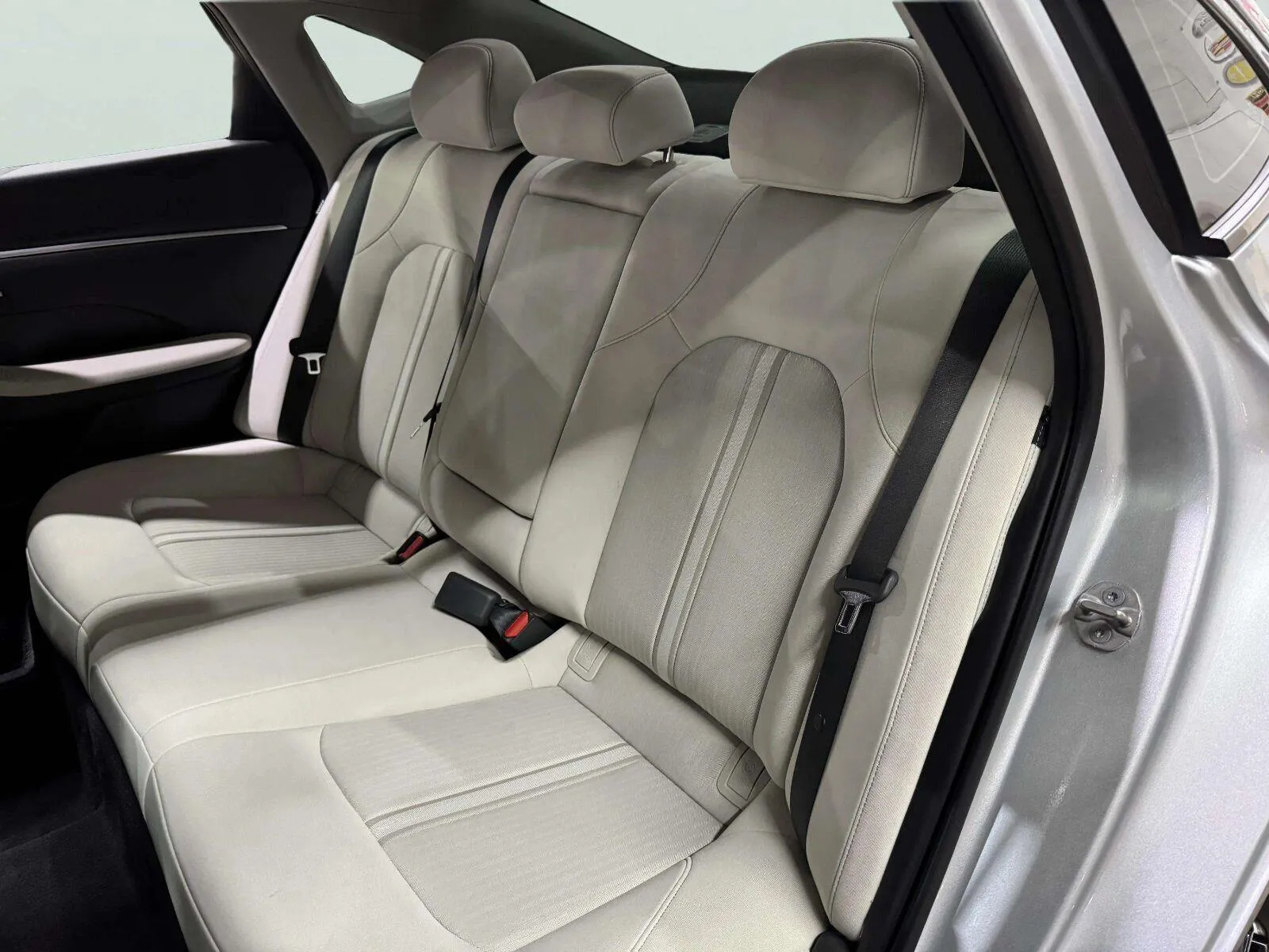 Hyundai Sonata photo 29