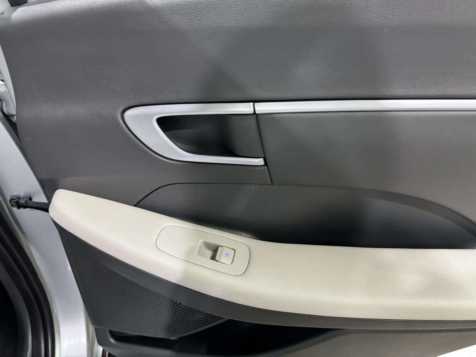 Hyundai Sonata photo 31