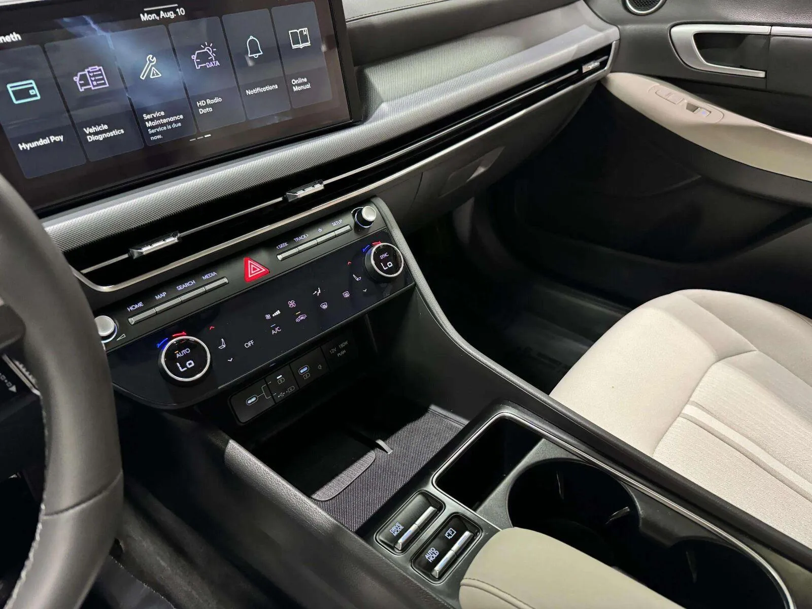 Hyundai Sonata photo 52