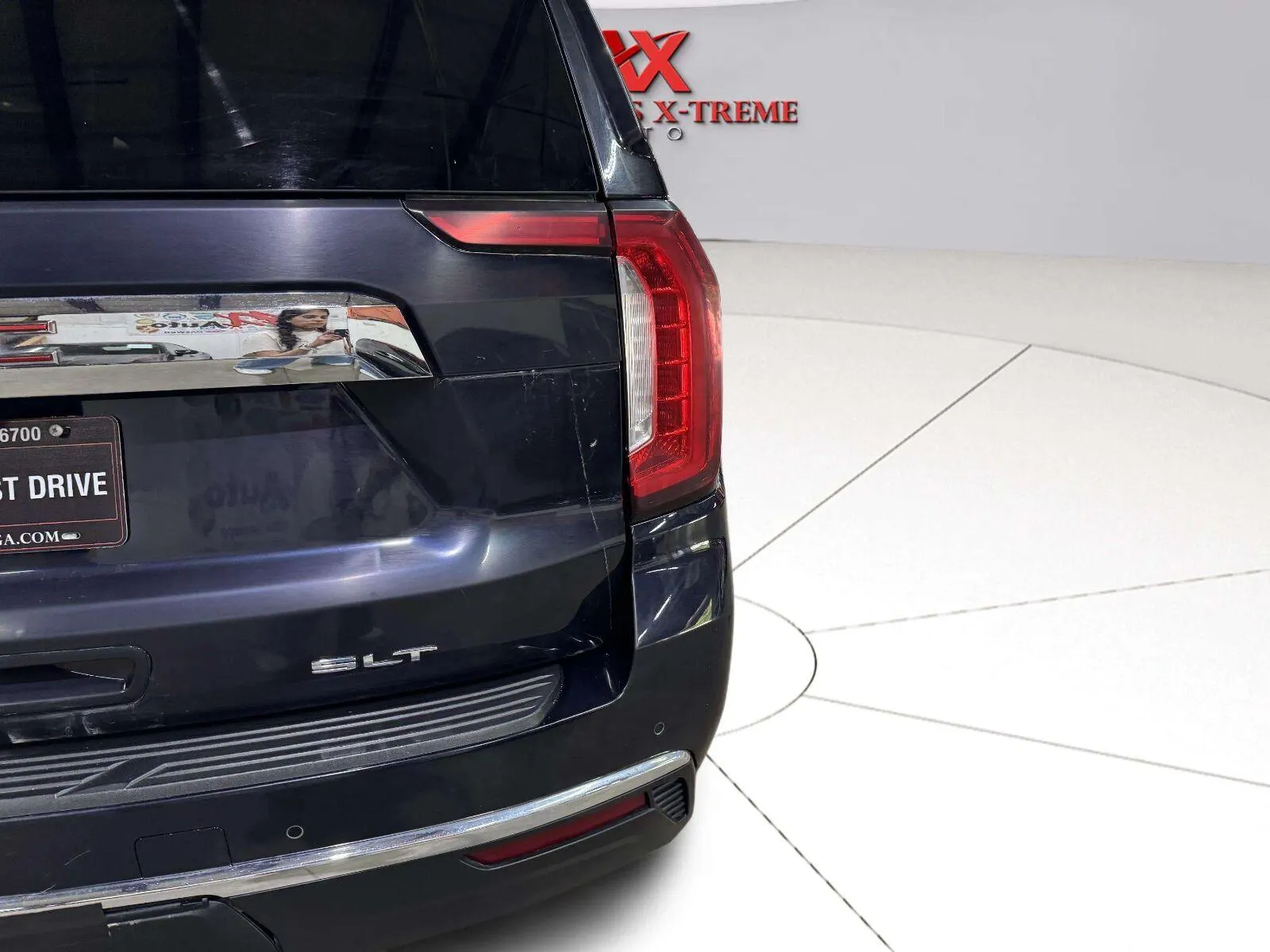 GMC Yukon photo 13