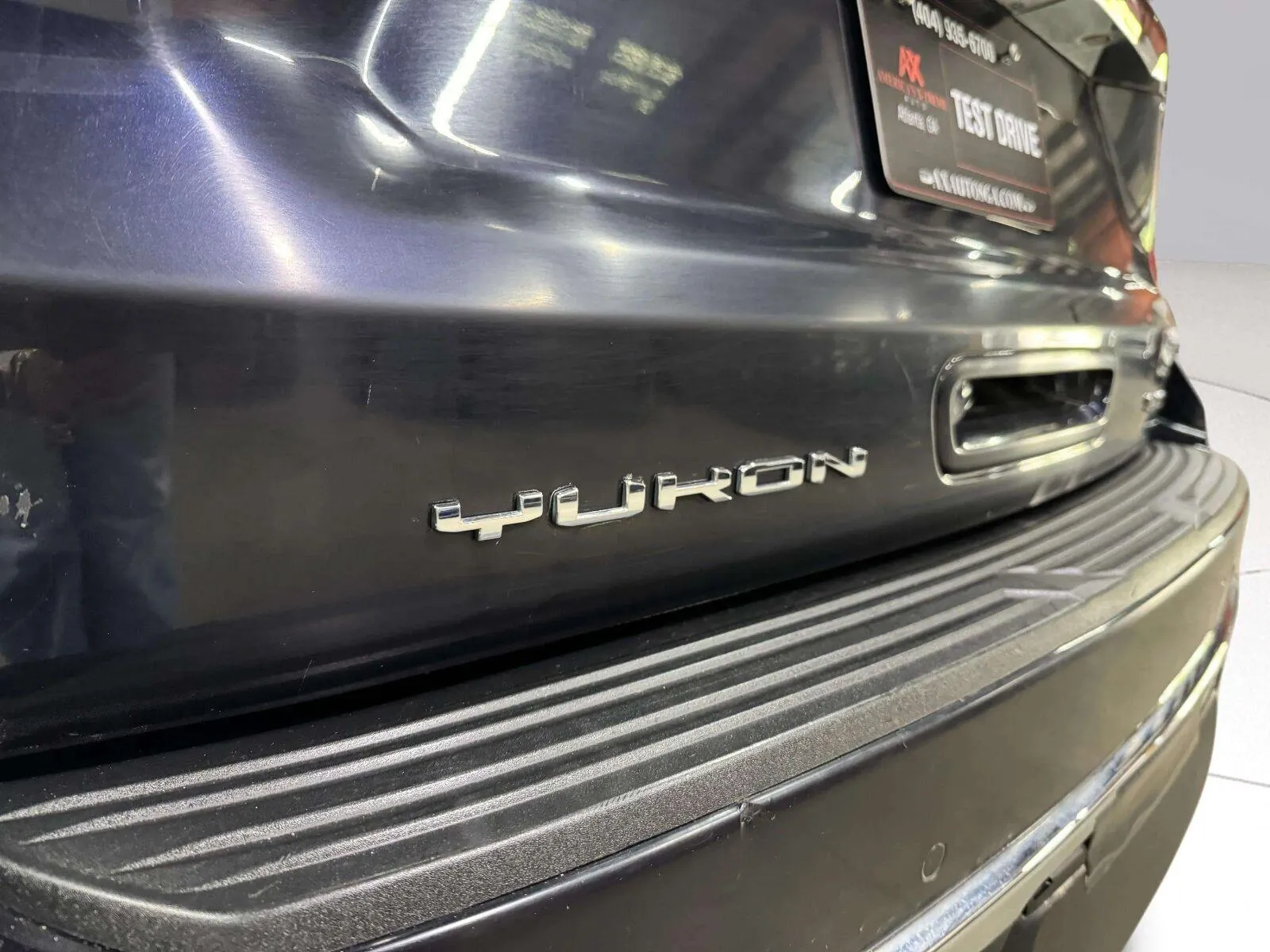 GMC Yukon photo 15