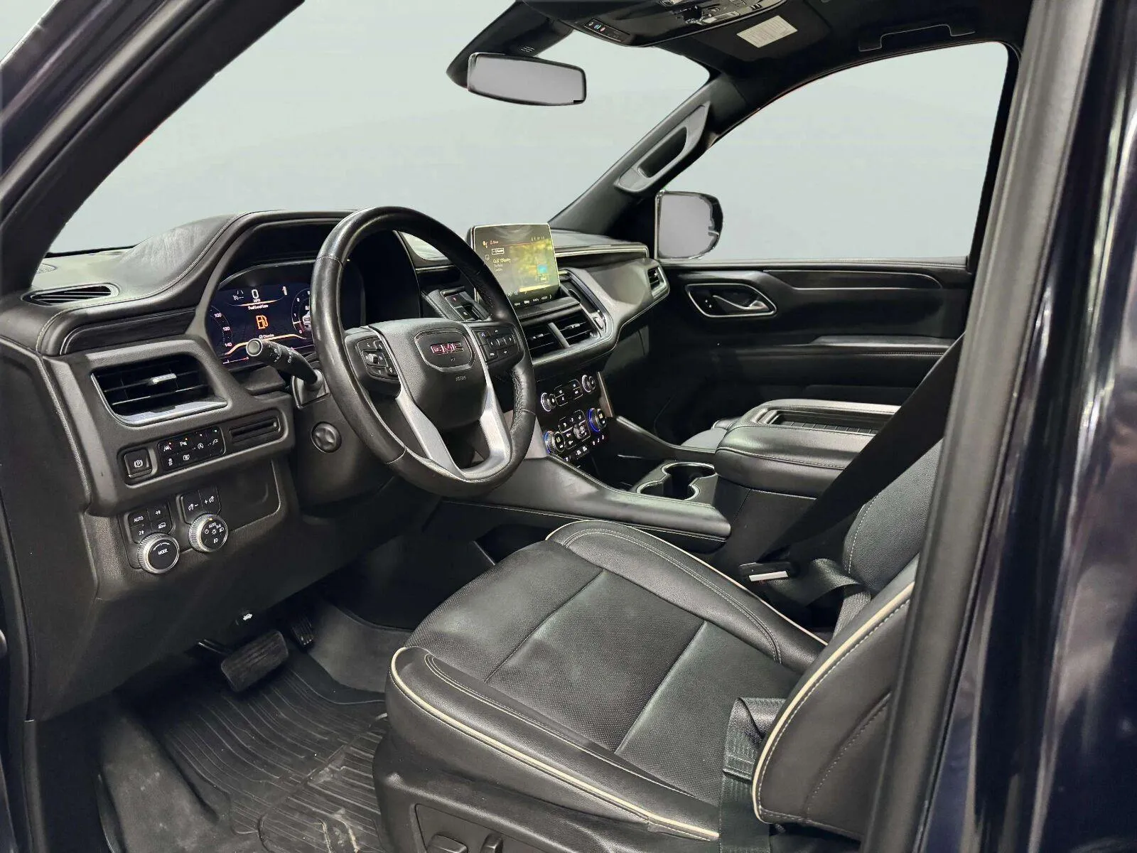 GMC Yukon photo 25