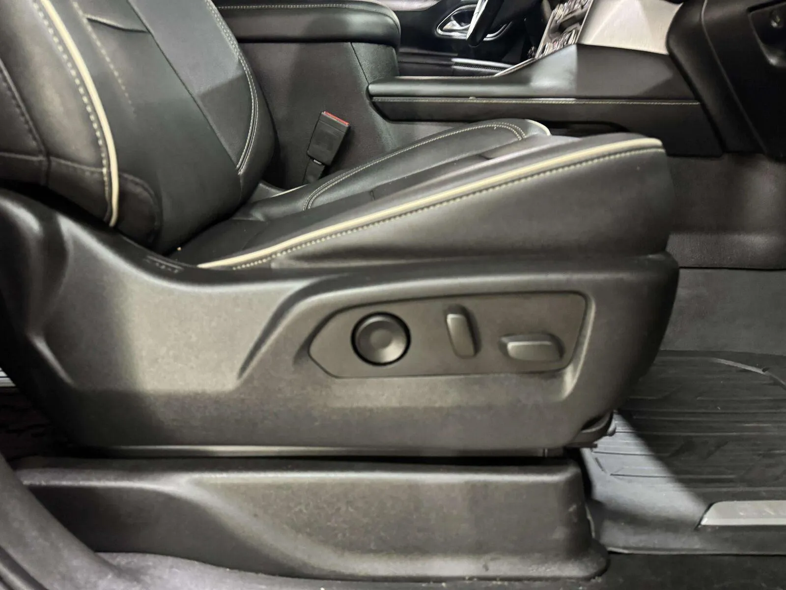 GMC Yukon photo 42