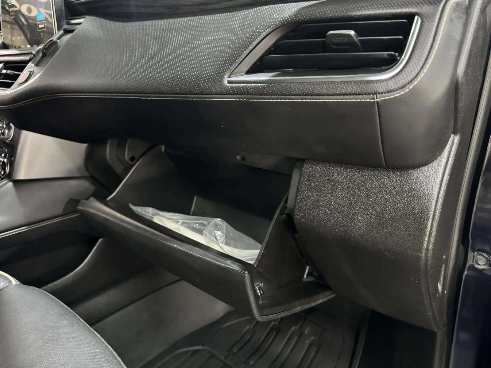 GMC Yukon photo 45
