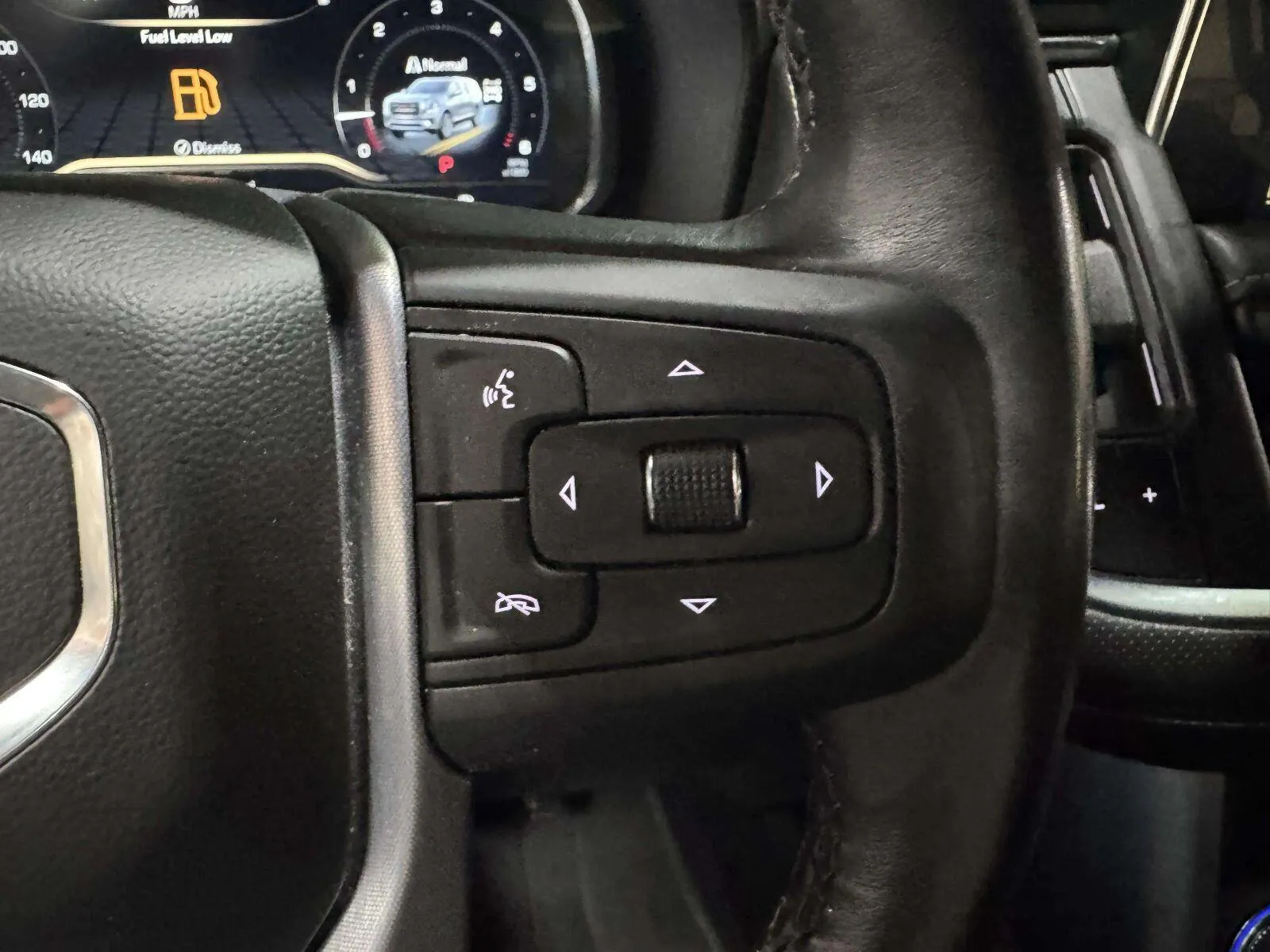 GMC Yukon photo 52