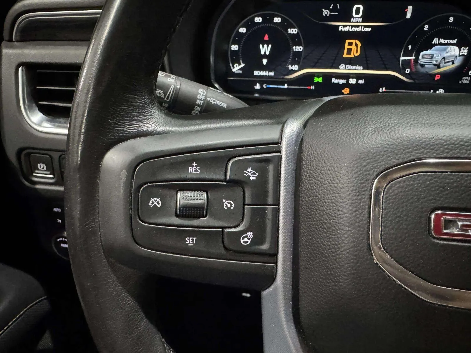 GMC Yukon photo 53