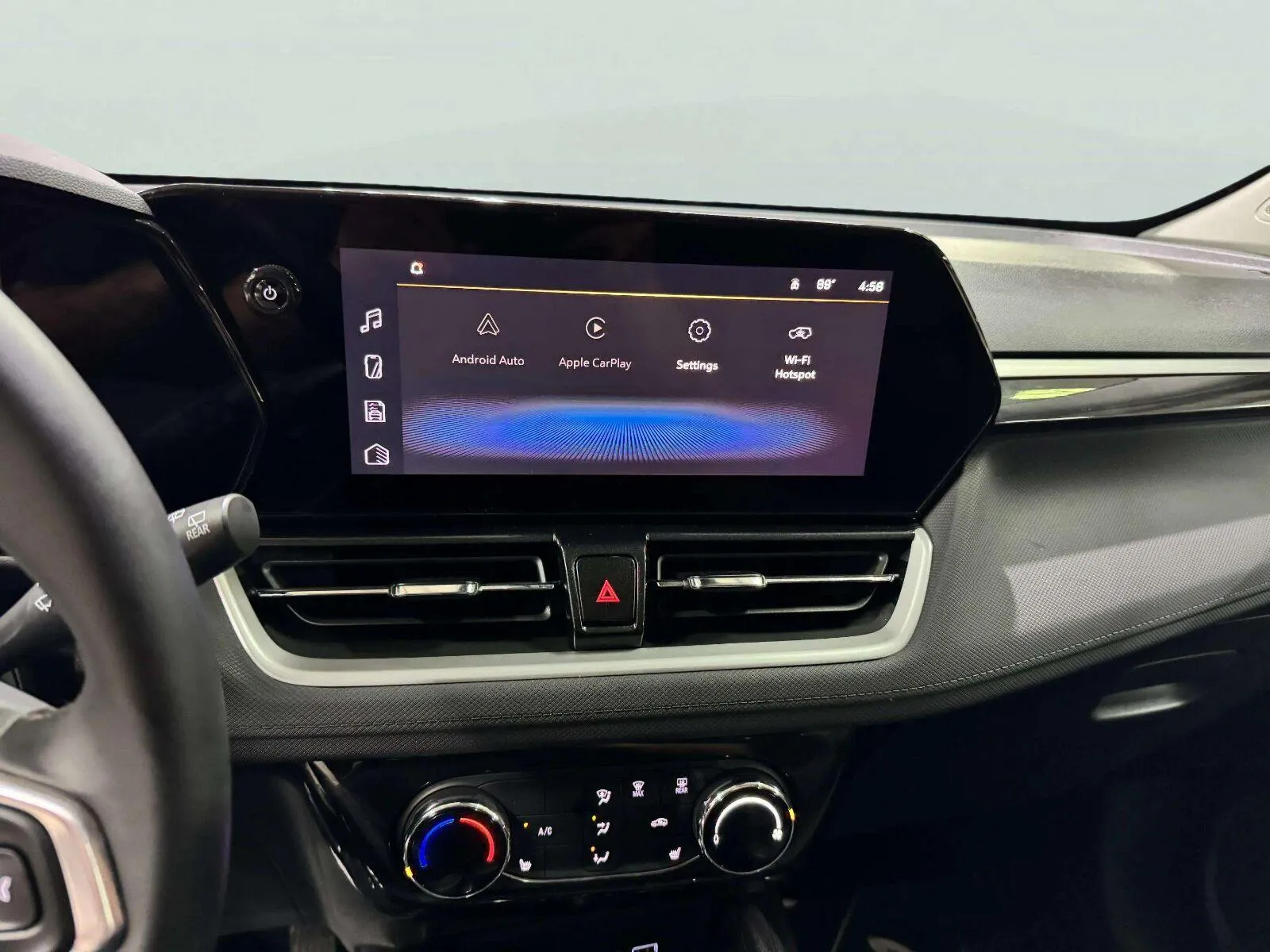 Chevrolet Trailblazer photo 16
