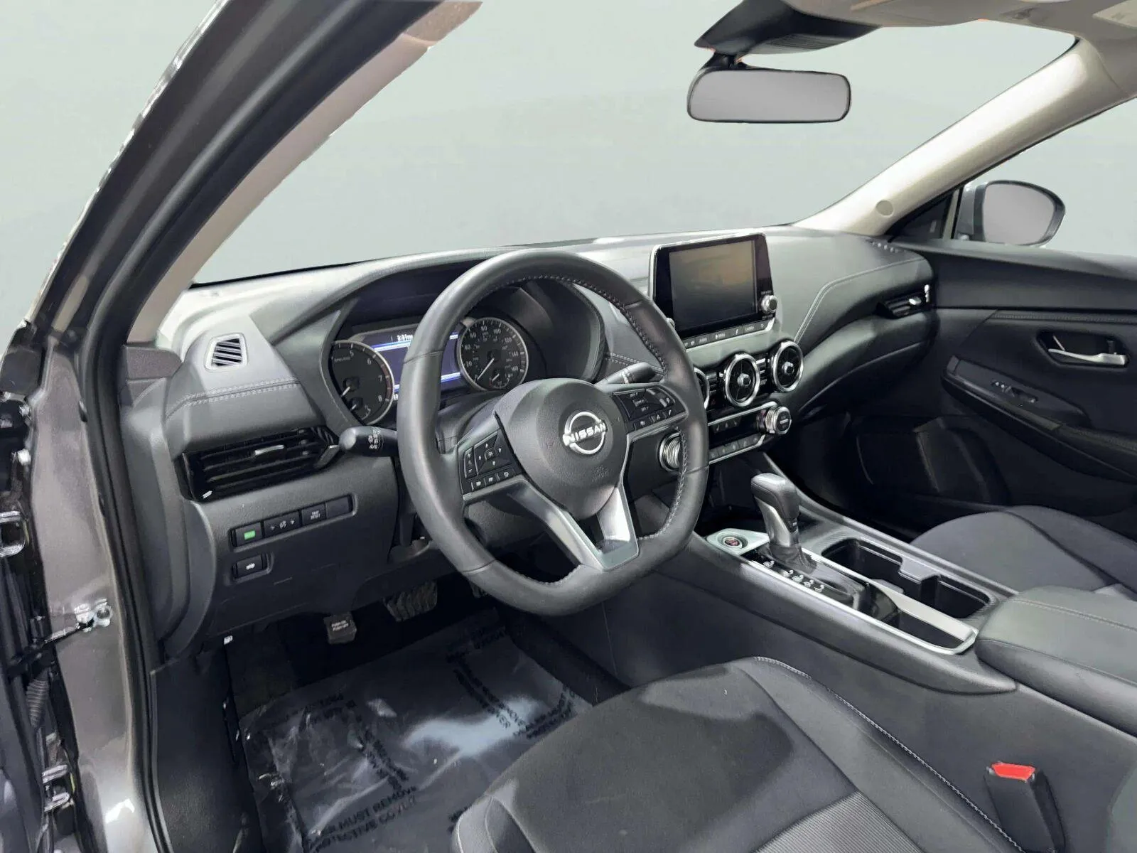 Nissan Sentra photo 12