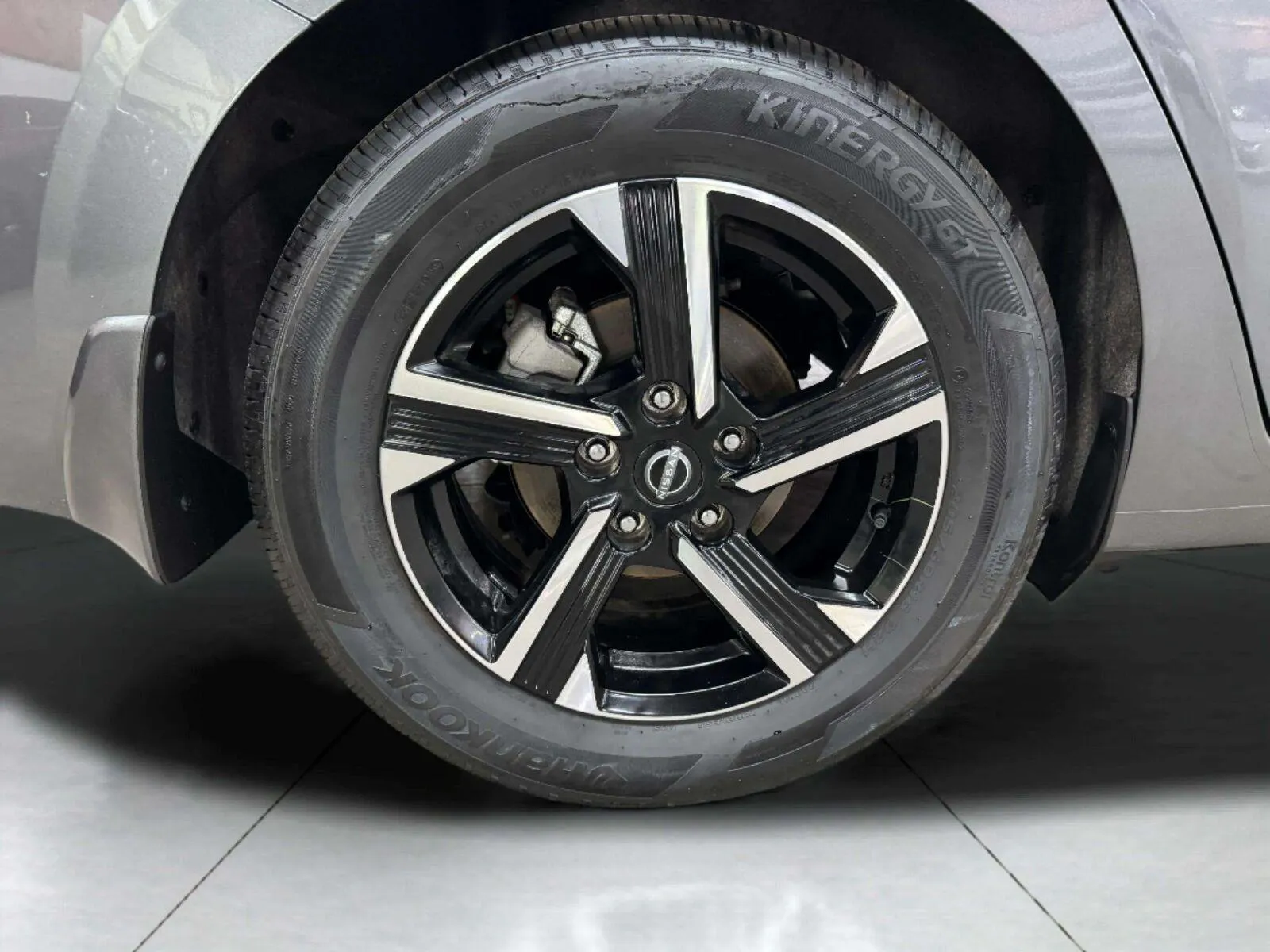 Nissan Sentra photo 34