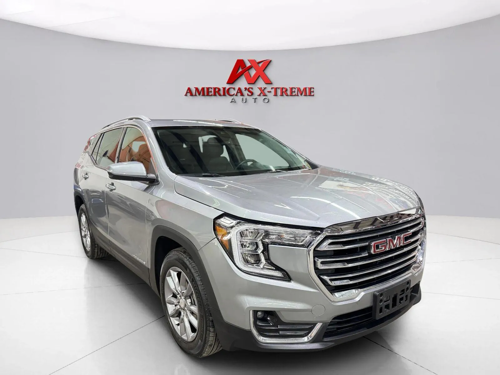 GMC Terrain photo 9