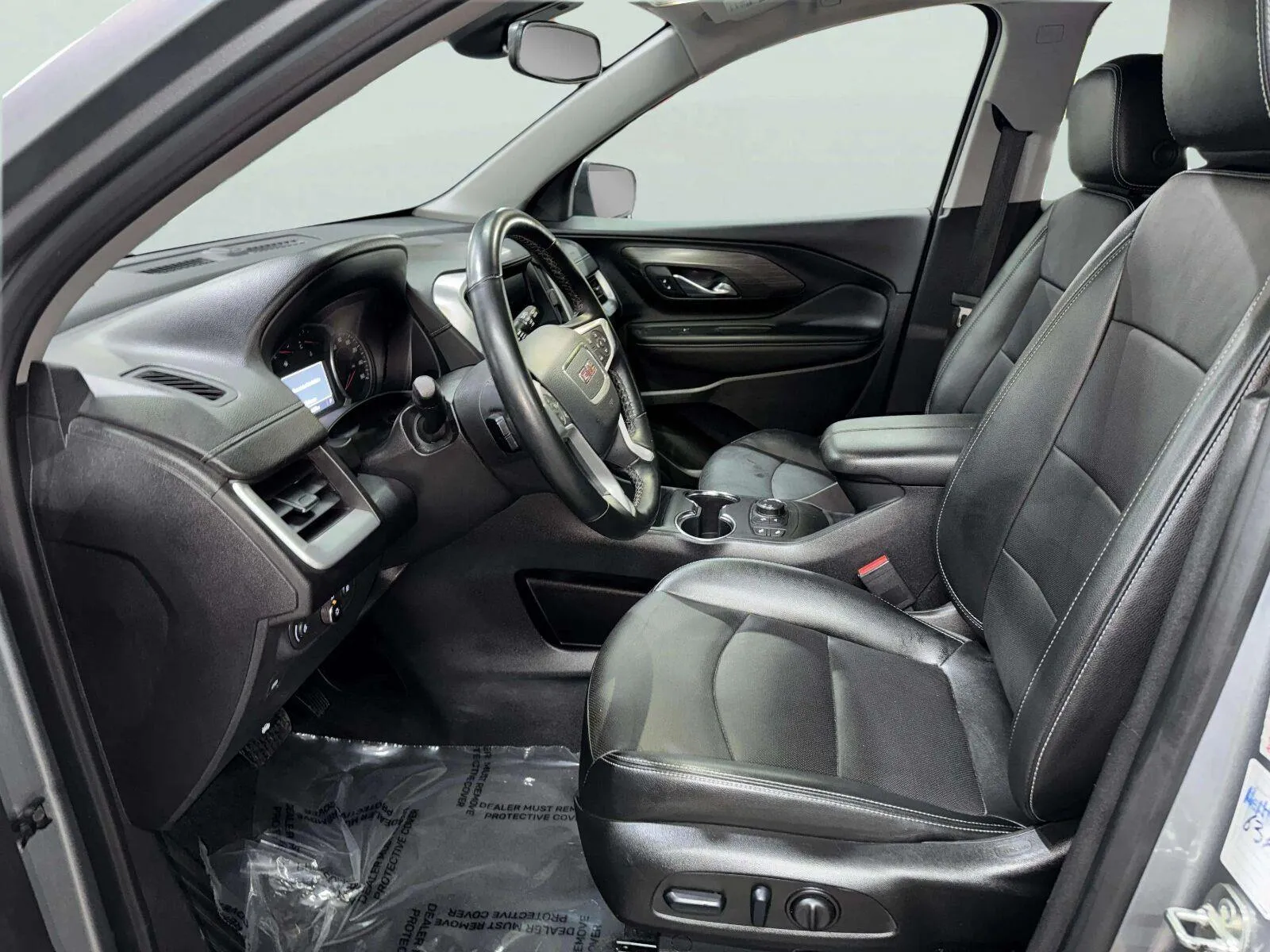 GMC Terrain photo 11