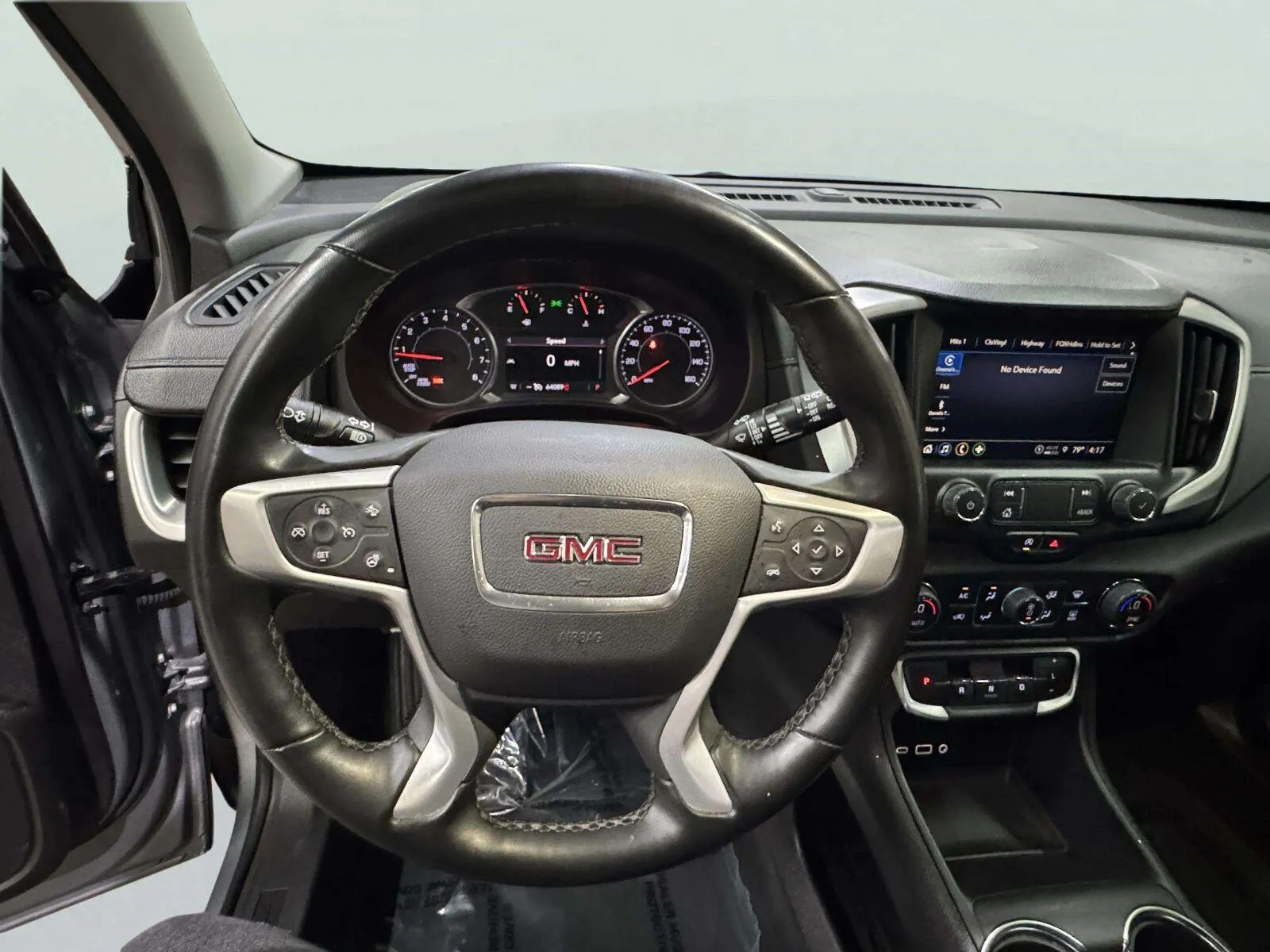 GMC Terrain photo 14