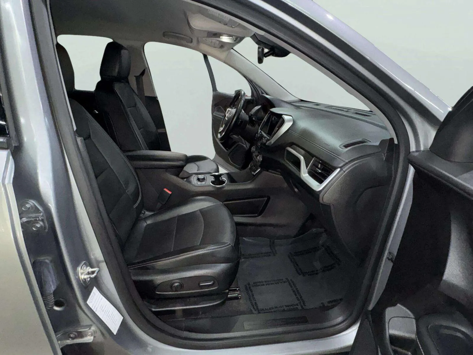 GMC Terrain photo 26