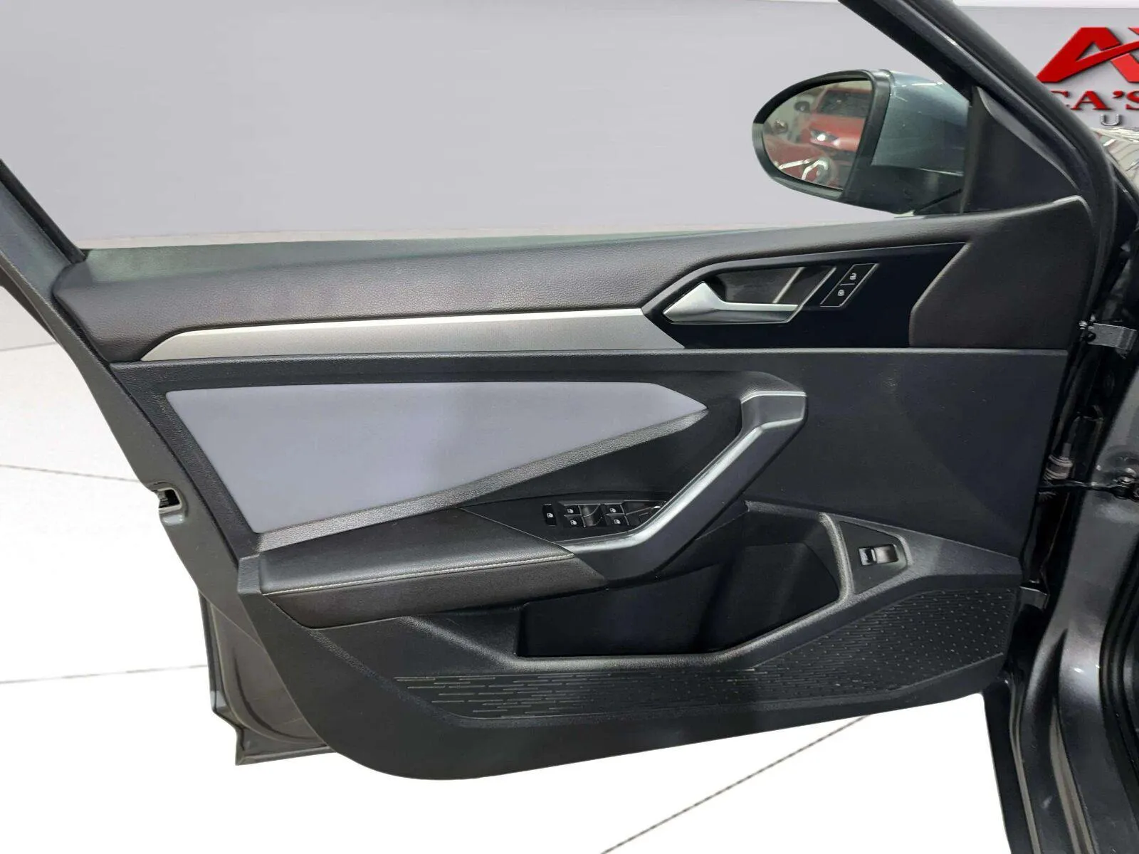 Volkswagen Jetta photo 12