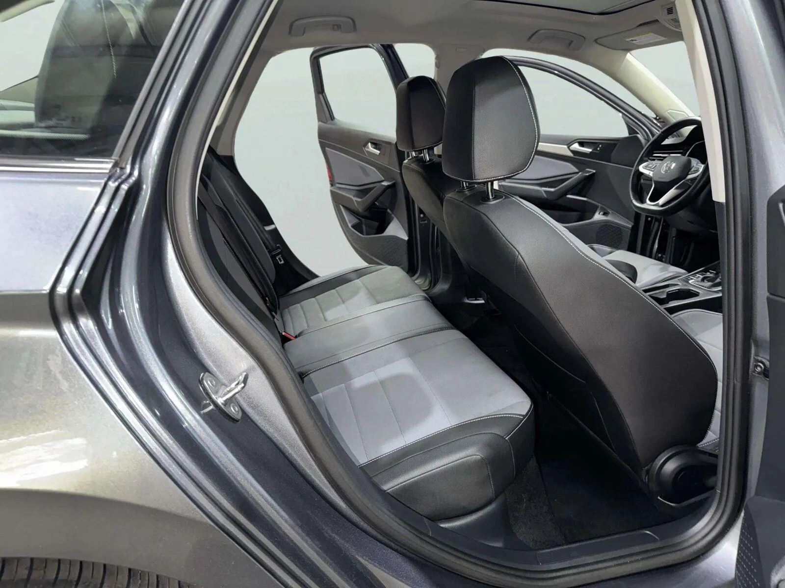 Volkswagen Jetta photo 22