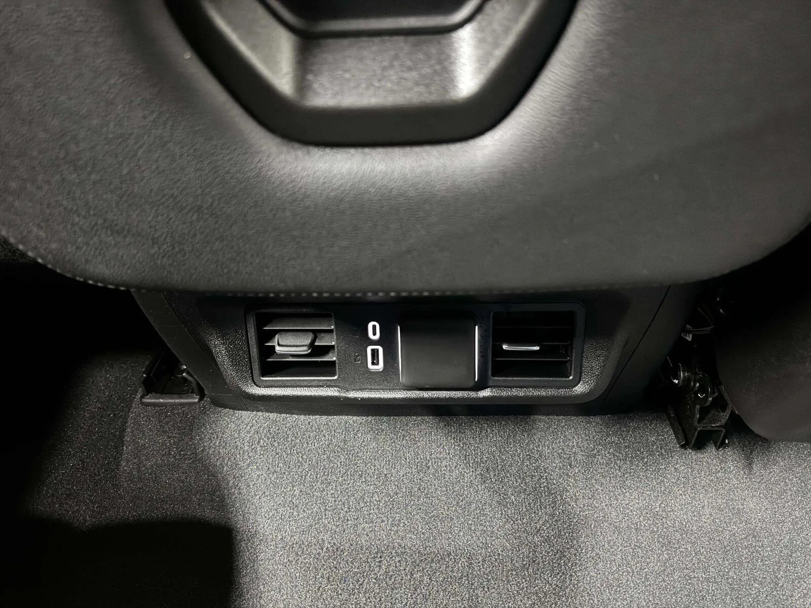 Chevrolet Silverado photo 45
