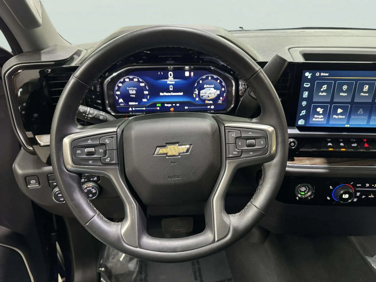 Chevrolet Silverado photo 47