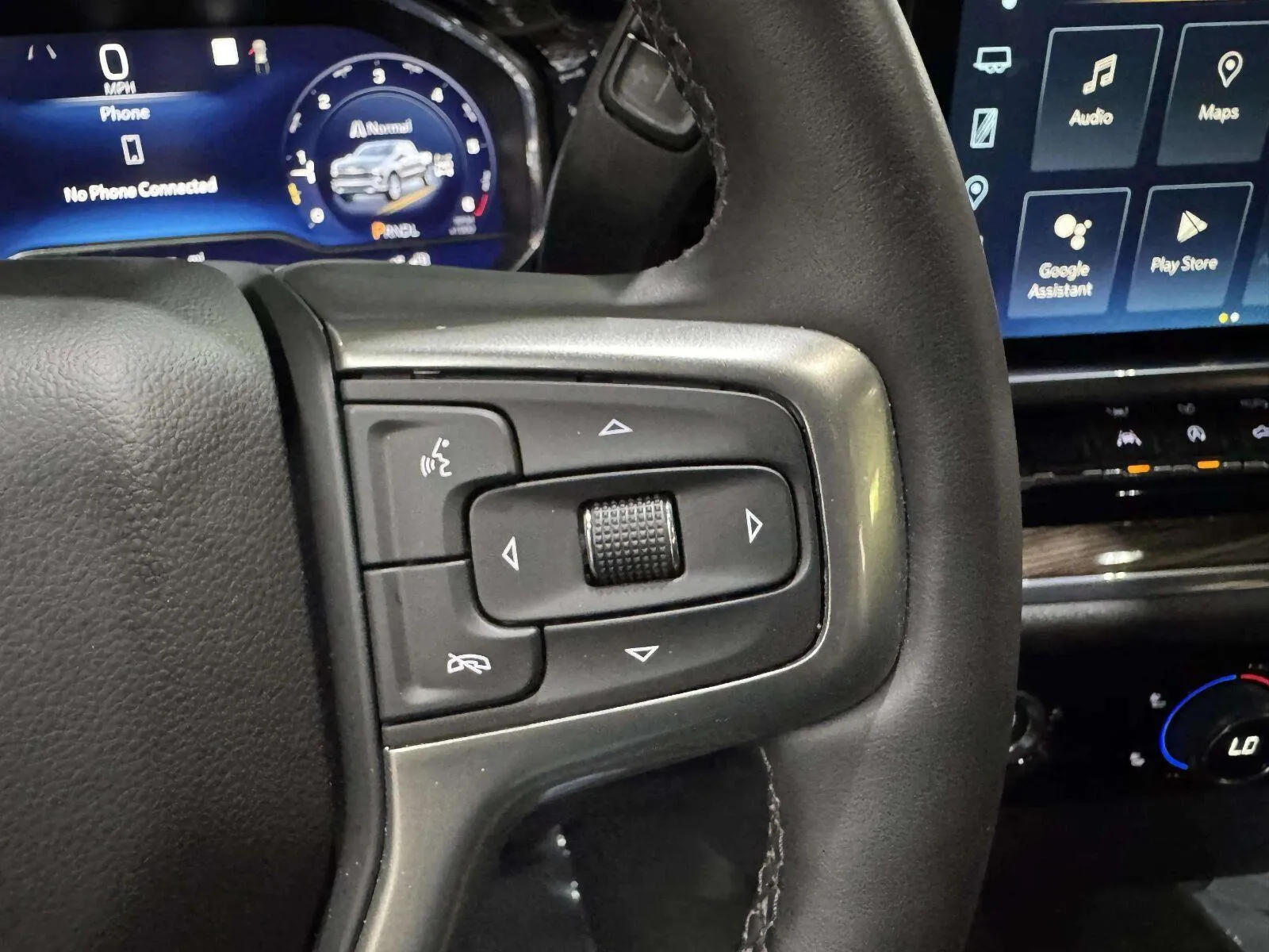 Chevrolet Silverado photo 48