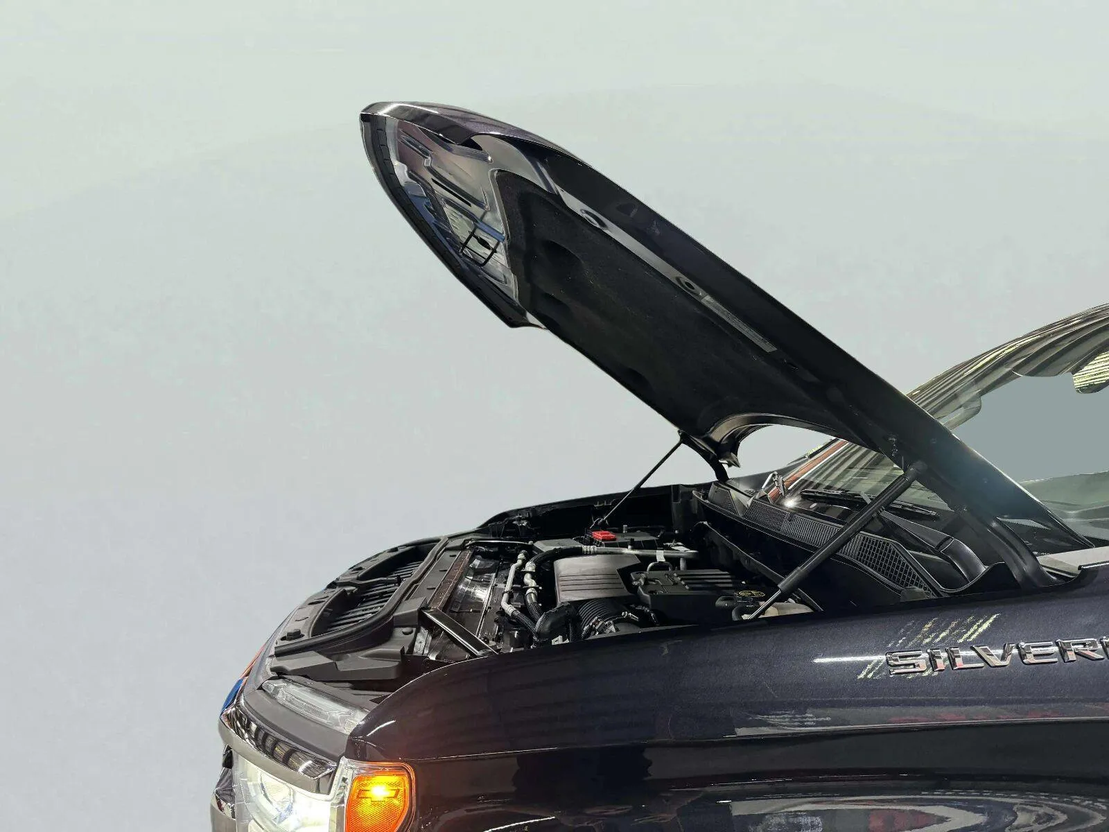 Chevrolet Silverado photo 60