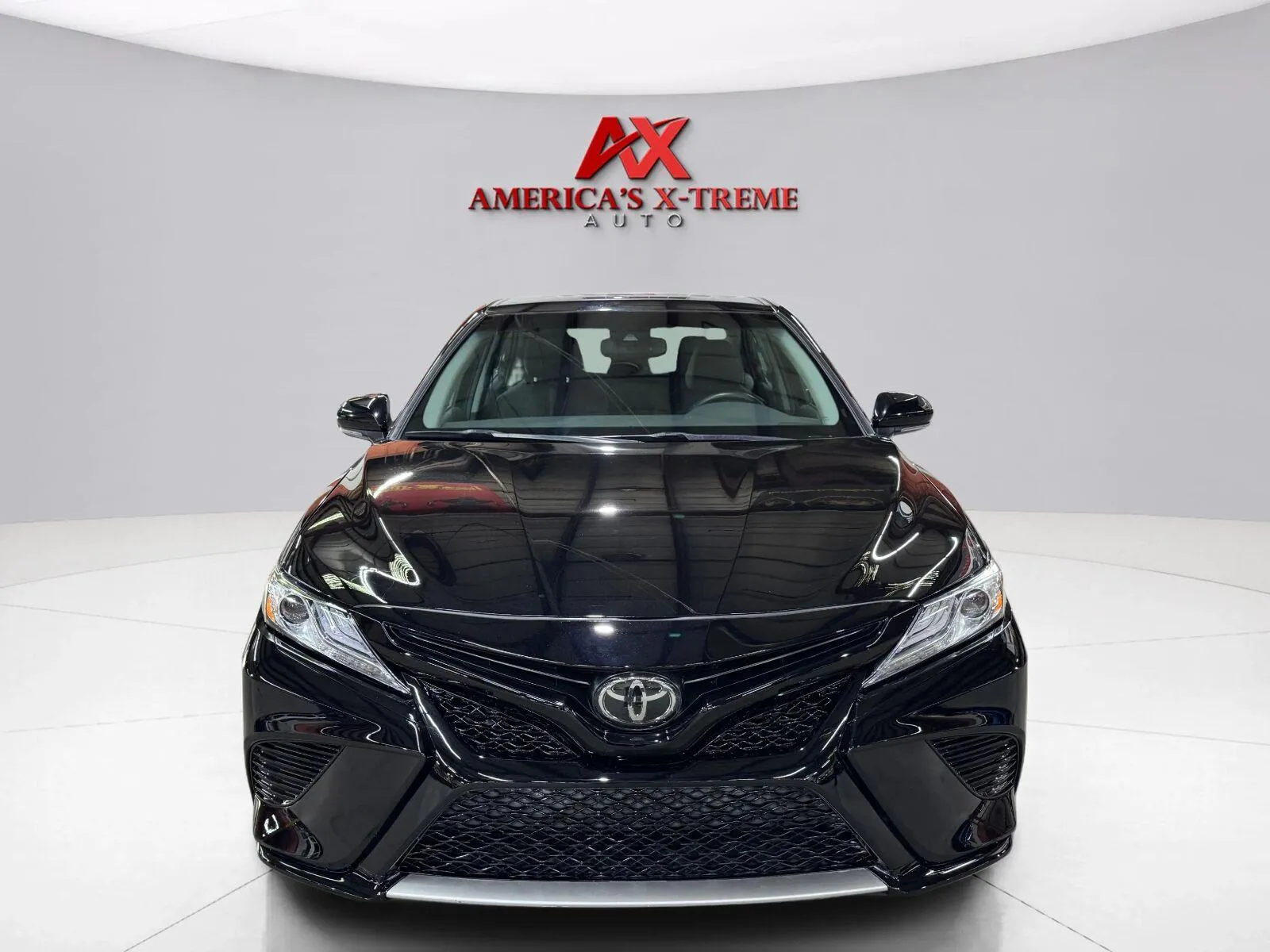 Toyota Camry photo 9