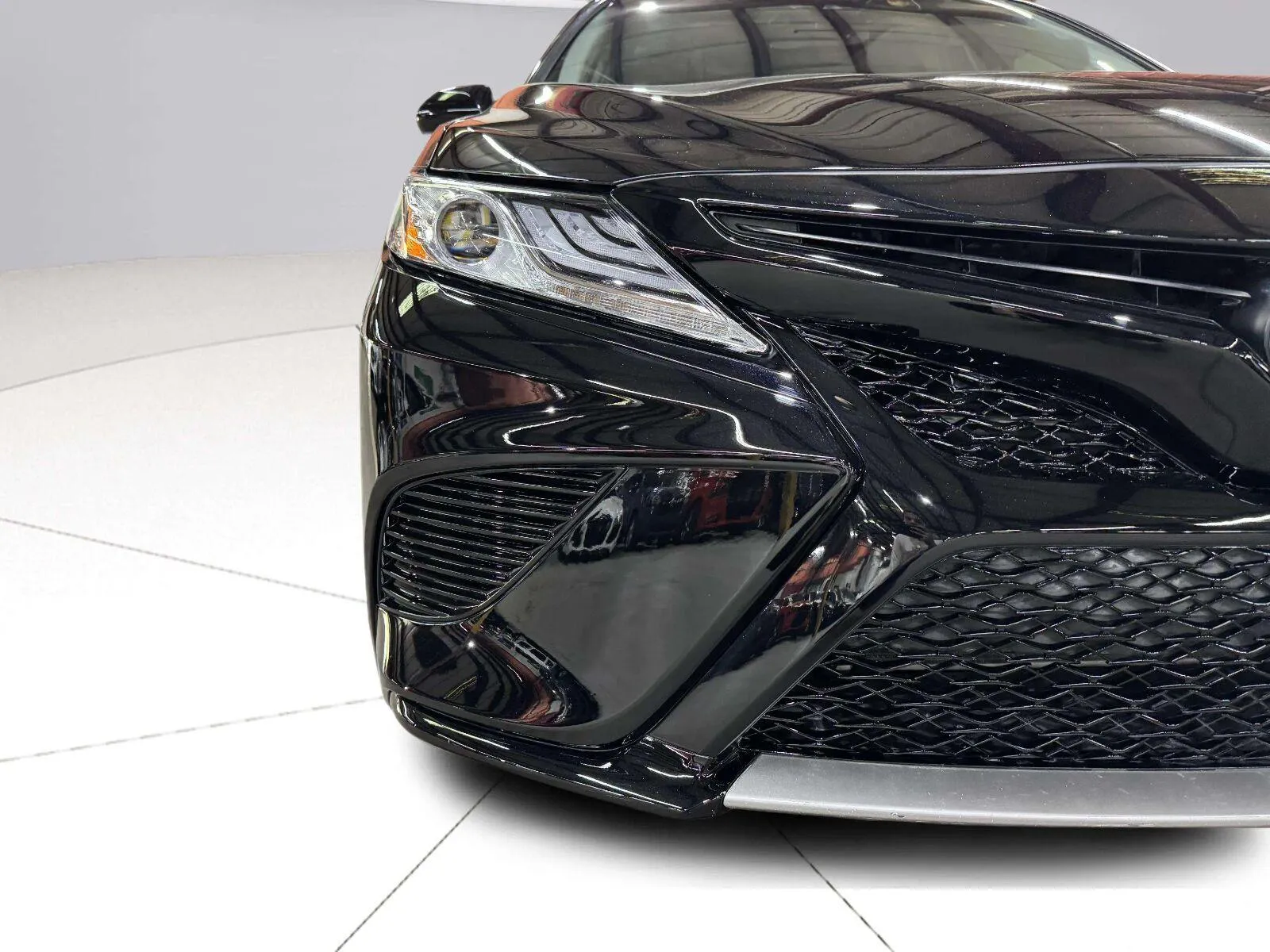 Toyota Camry photo 11