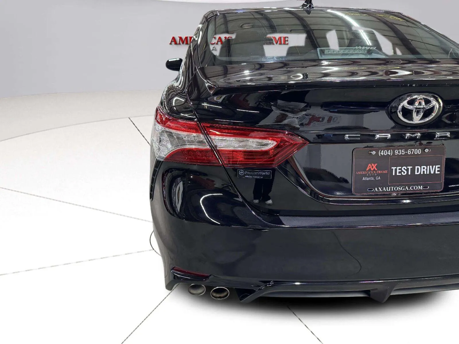 Toyota Camry photo 13