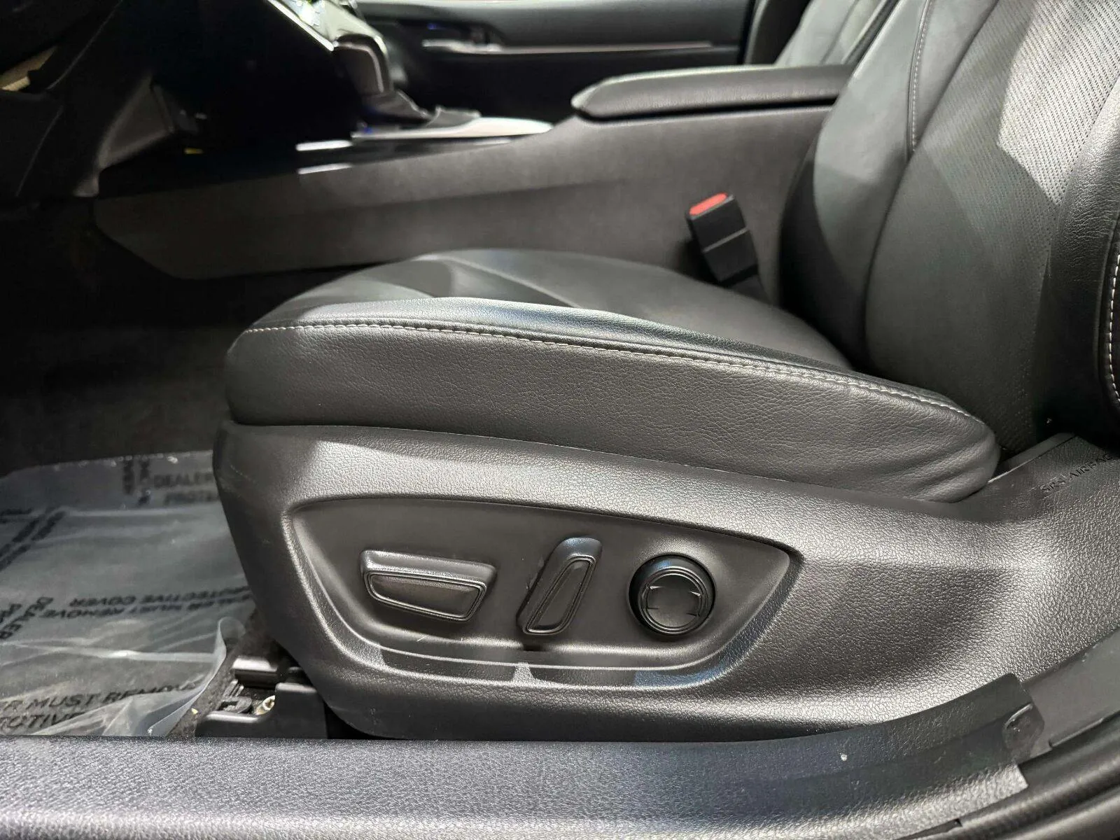 Toyota Camry photo 23