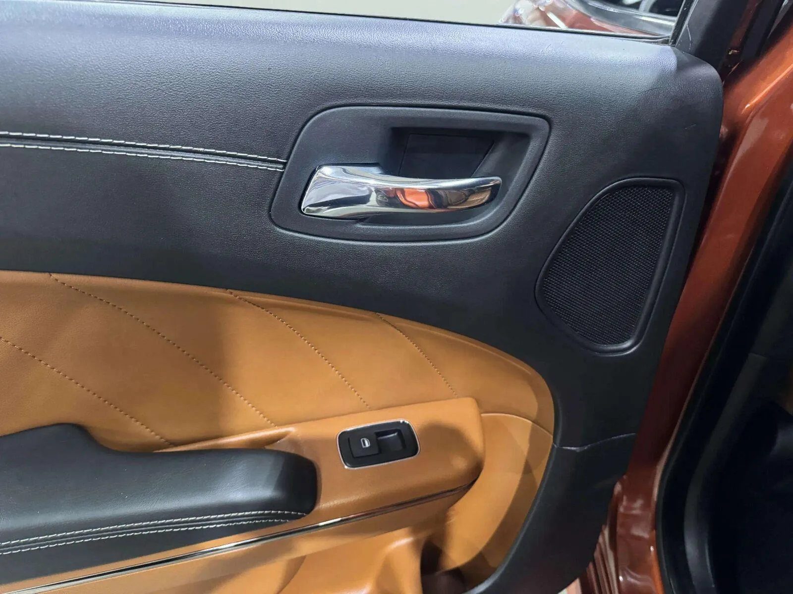 Dodge Charger photo 29