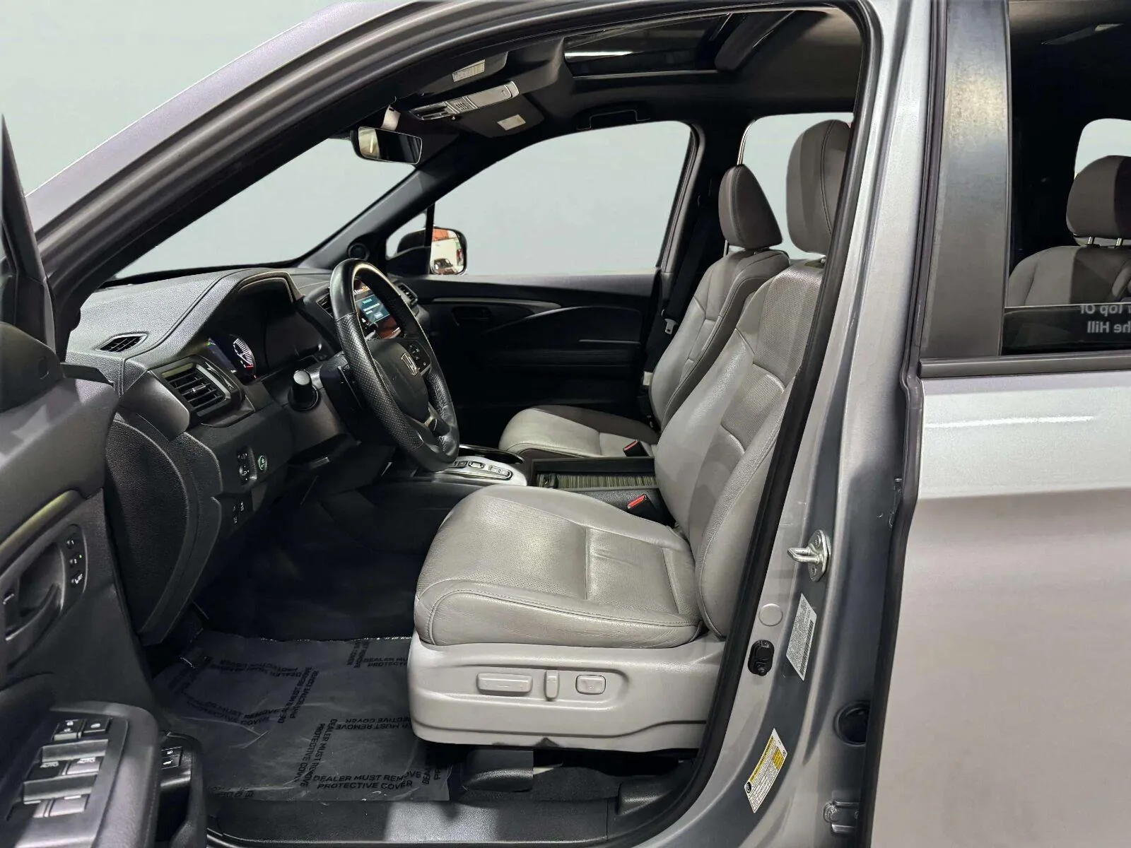 Honda Passport photo 21