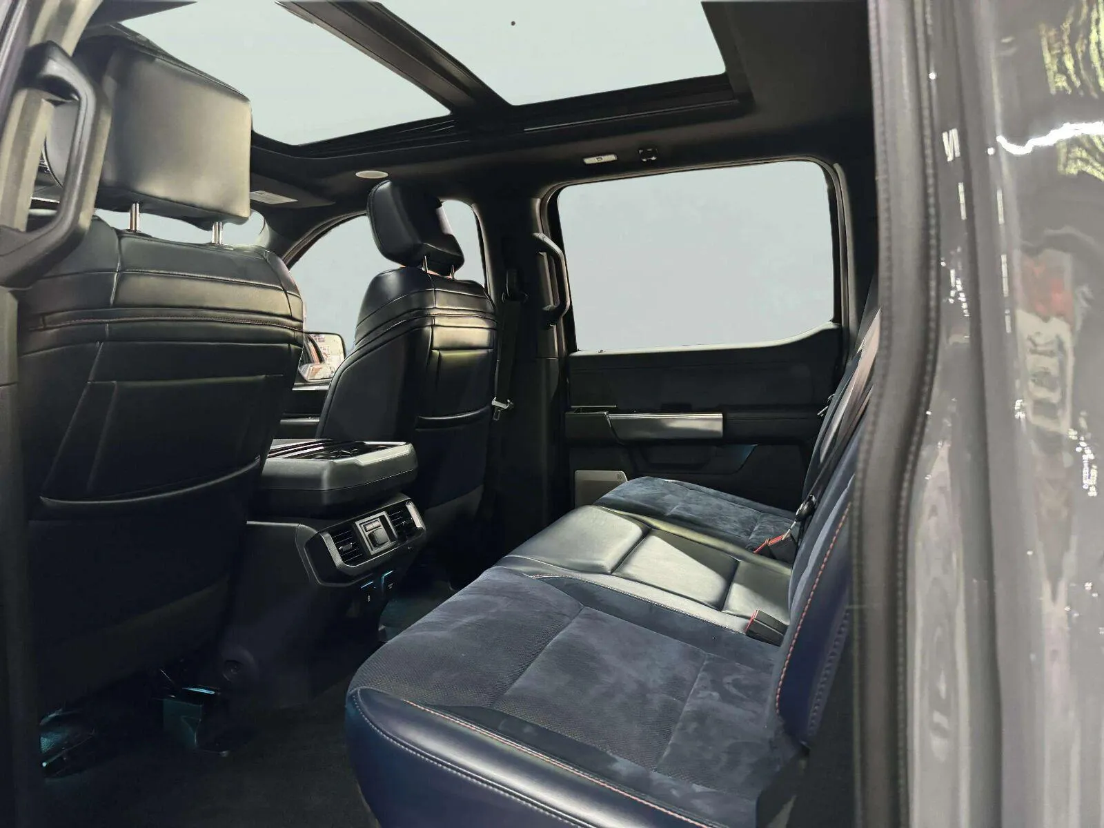 Ford F-150 photo 34
