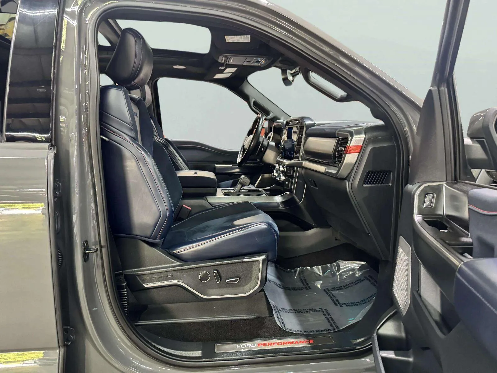 Ford F-150 photo 43