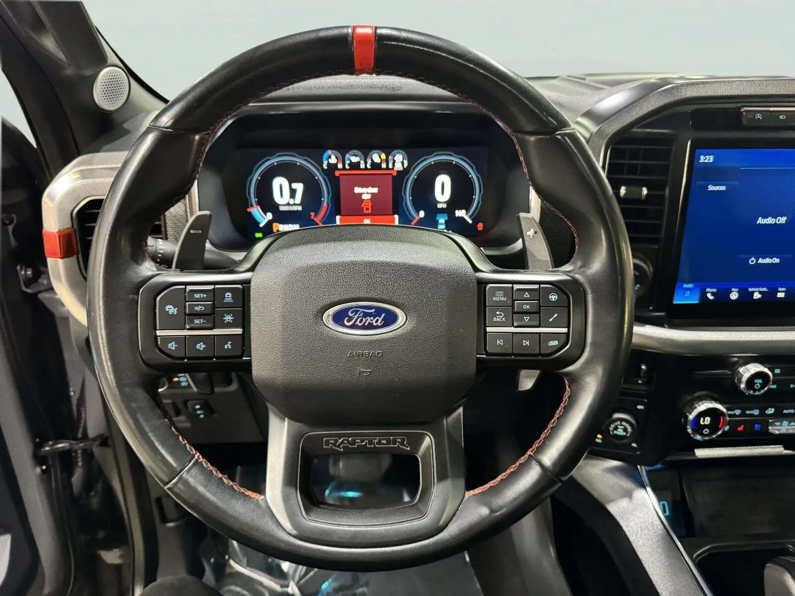Ford F-150 photo 50