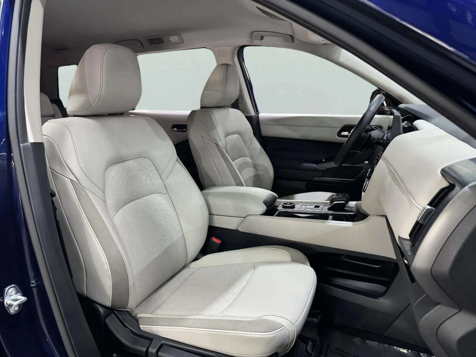 Nissan Pathfinder photo 41