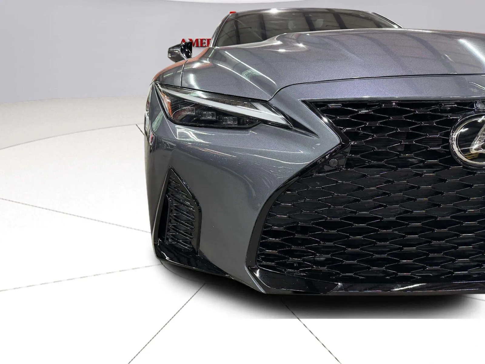 Lexus IS photo 12