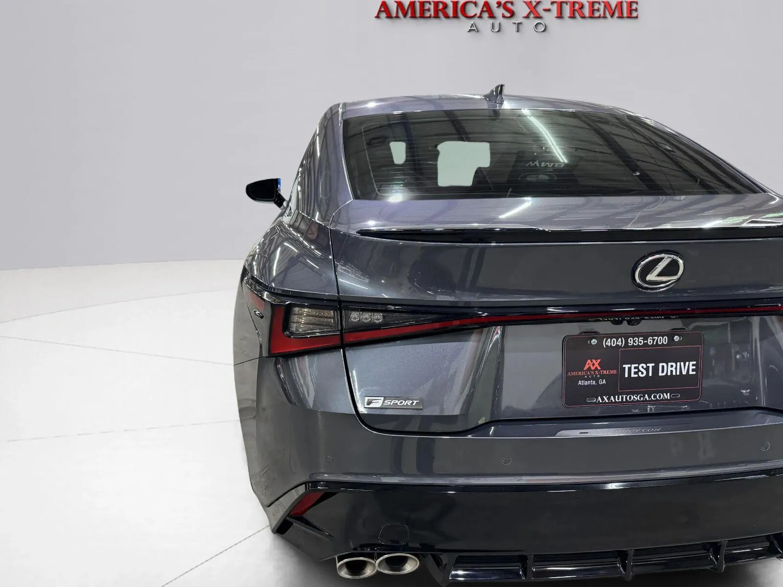 Lexus IS photo 14