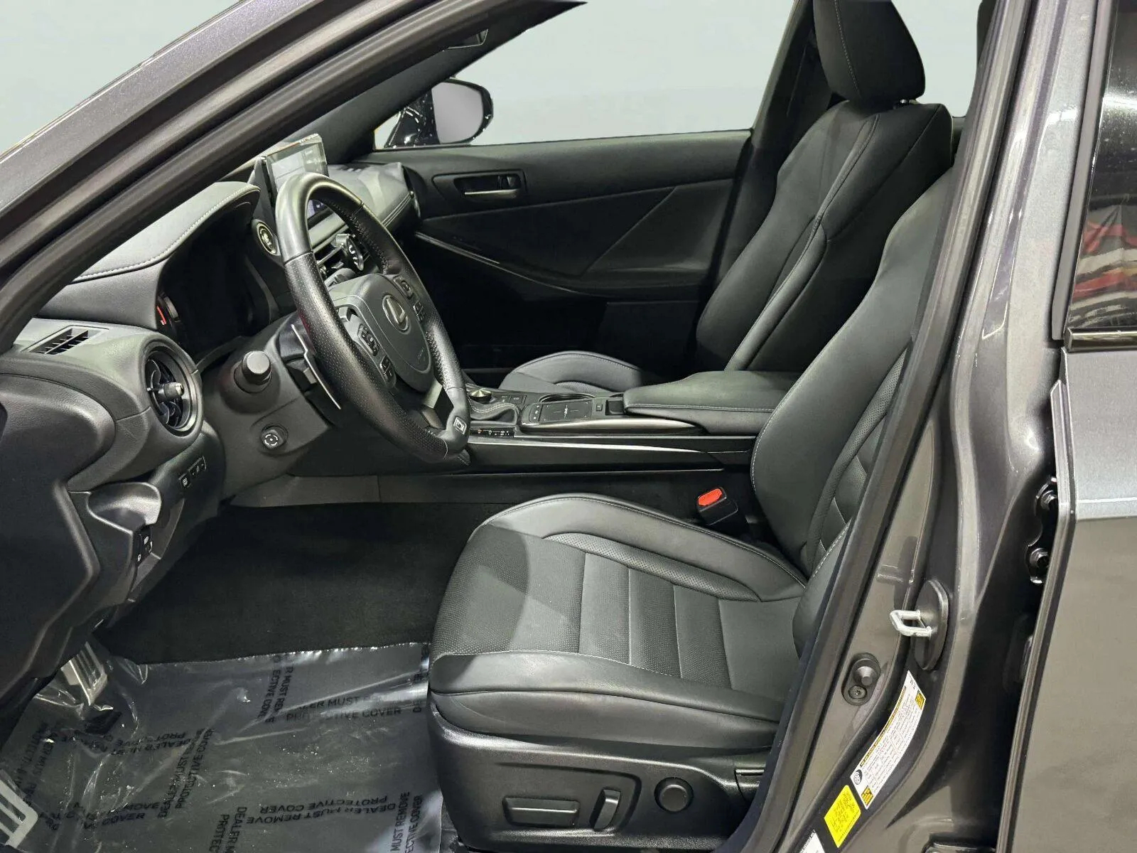 Lexus IS photo 26