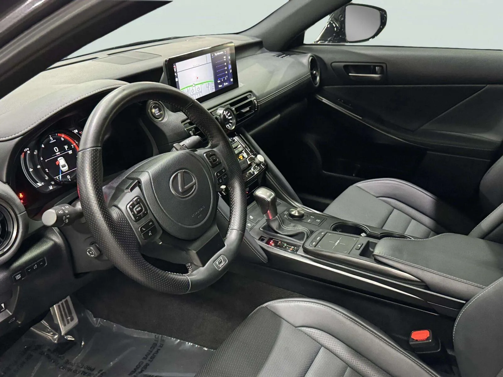 Lexus IS photo 28