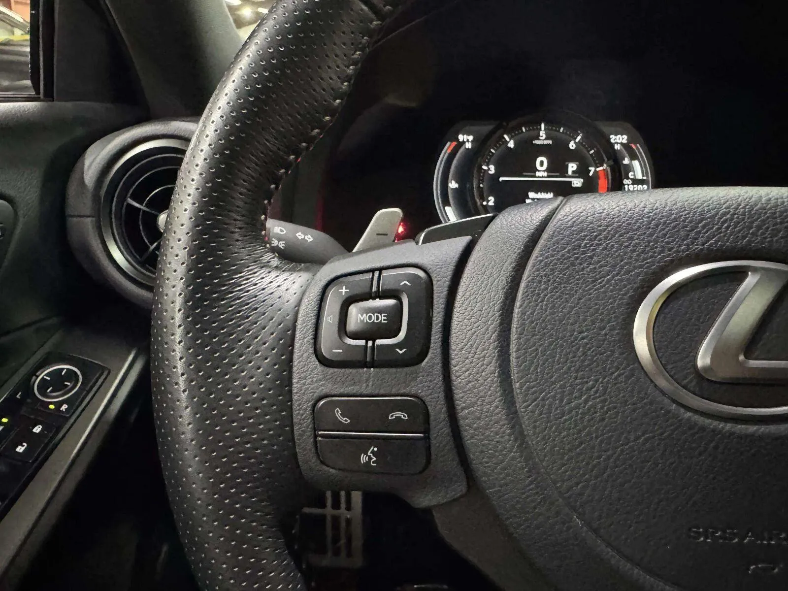 Lexus IS photo 51