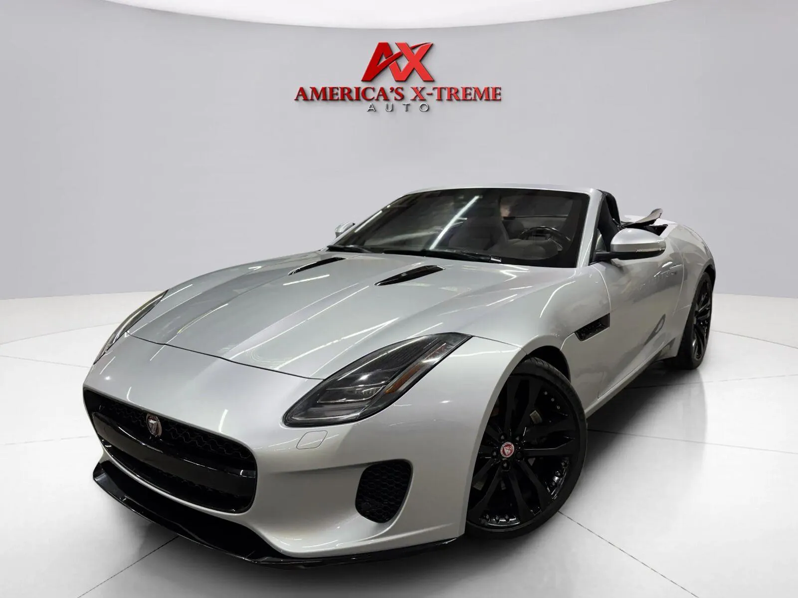 Jaguar F-TYPE photo 23