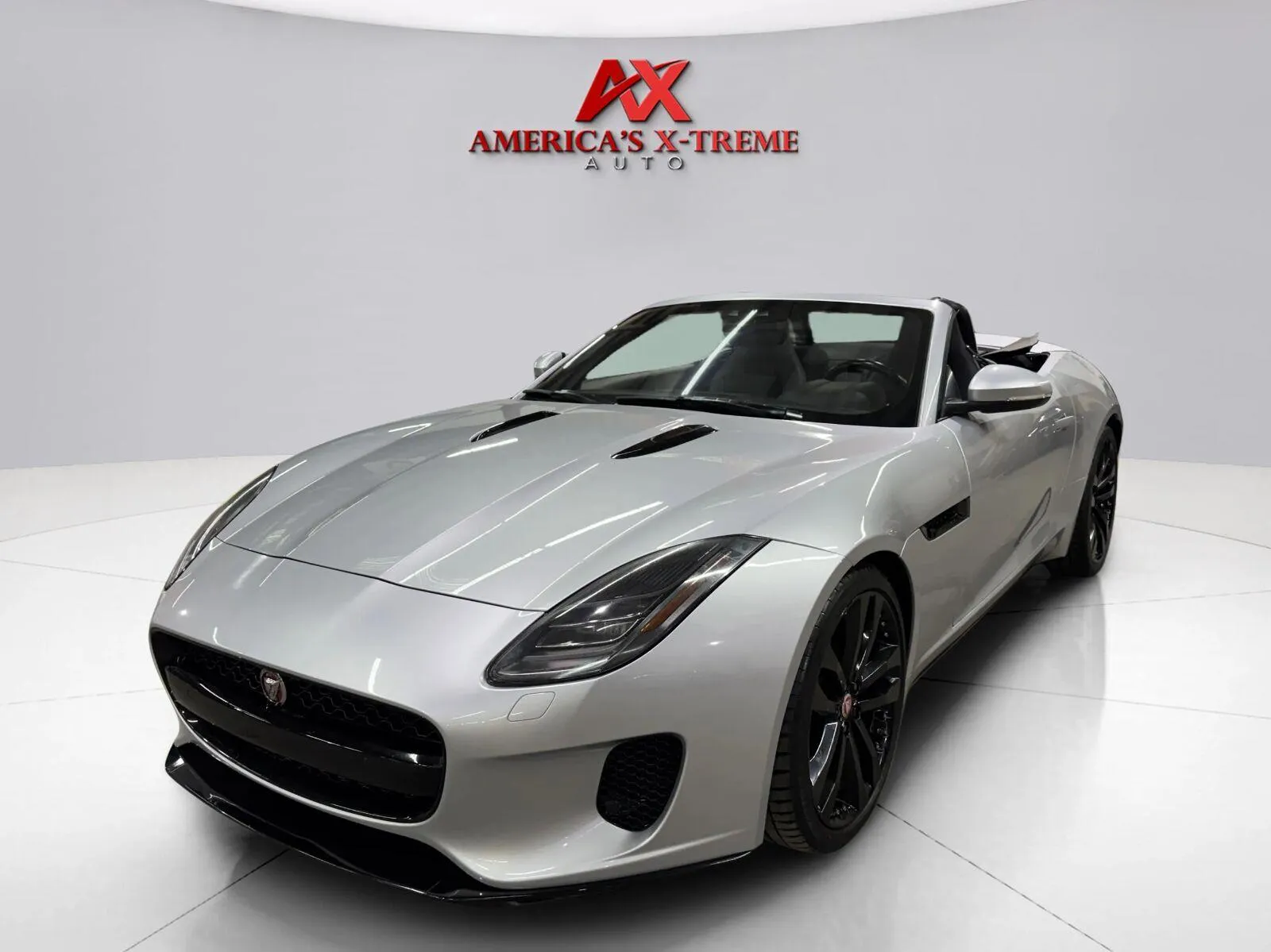 Jaguar F-TYPE photo 24