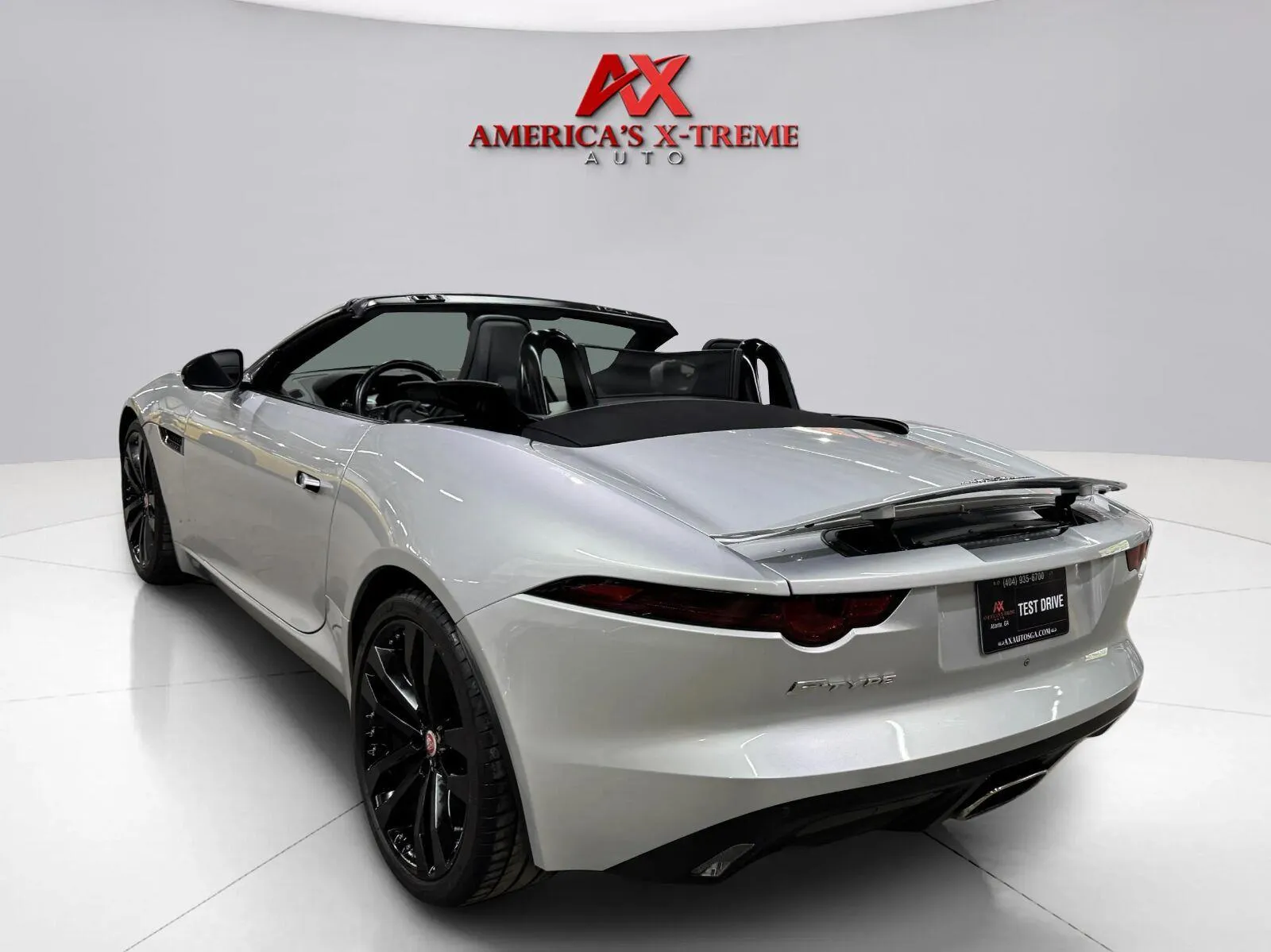 Jaguar F-TYPE photo 26