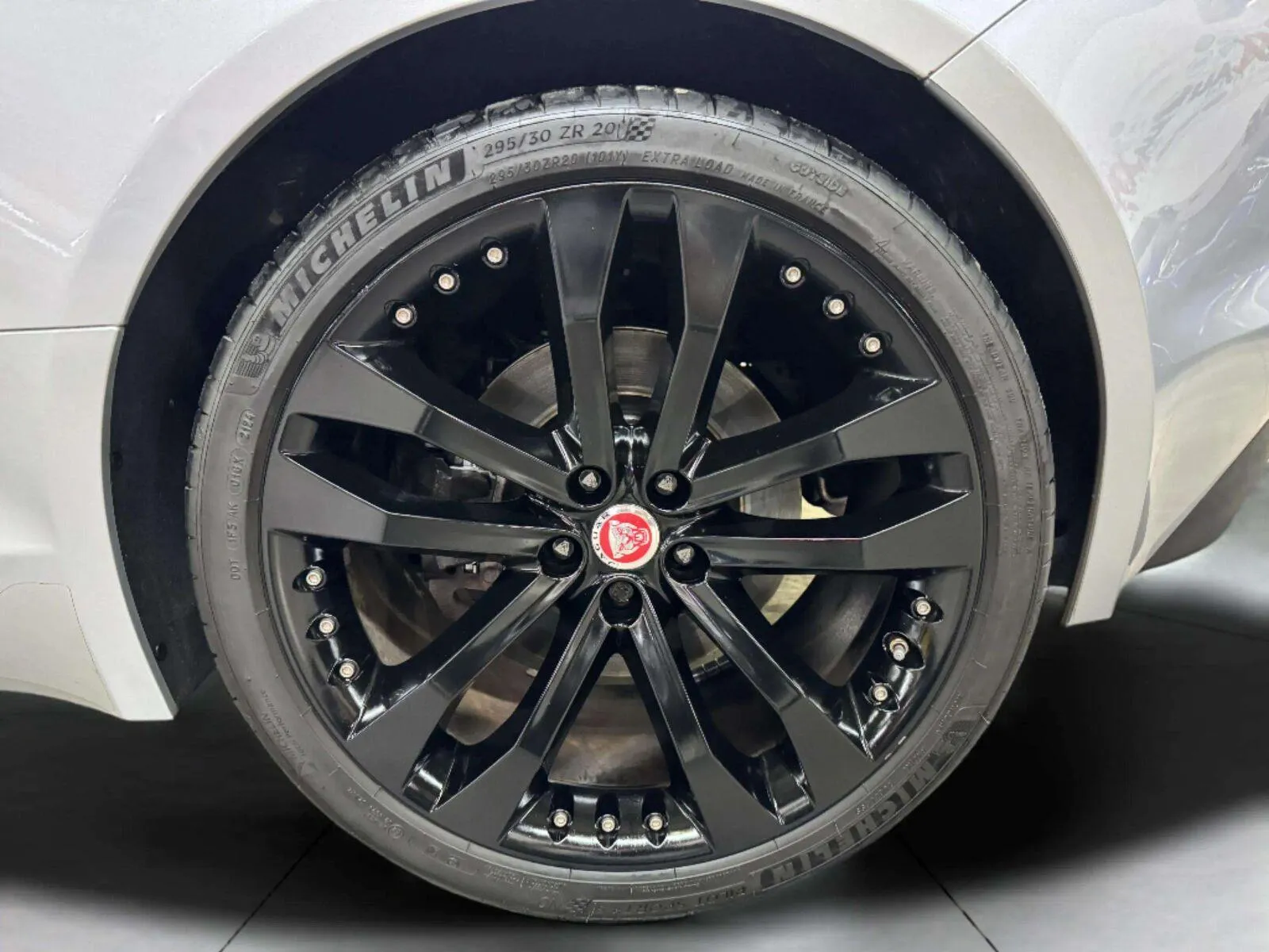 Jaguar F-TYPE photo 55
